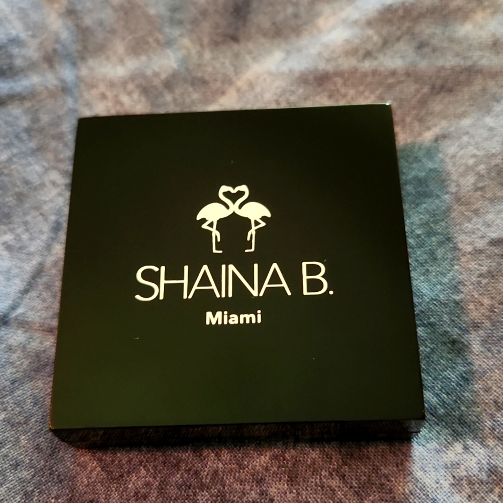 SHAINA B MIAMI - B. Free Eyeshadow Duo NWT